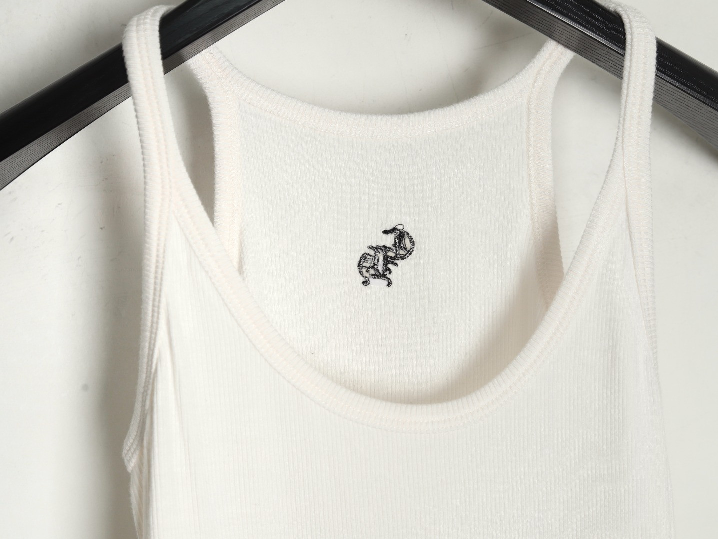 Ch**me He**ts ch knitting vest