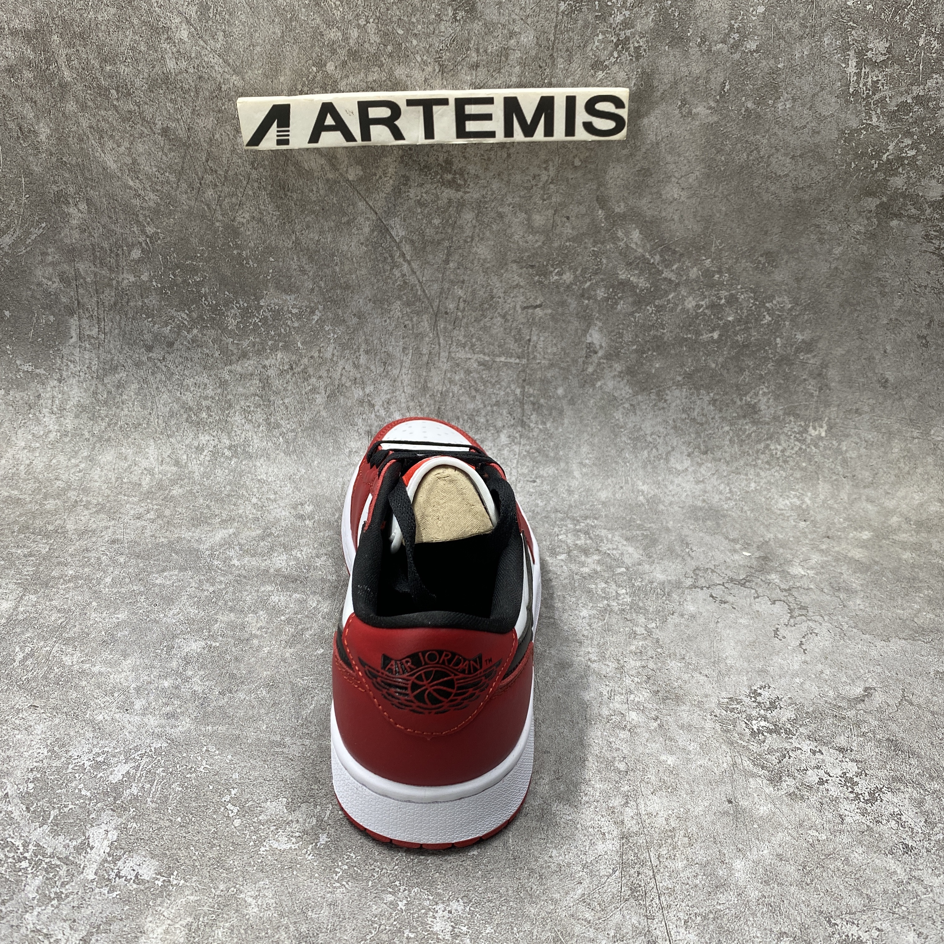 Jordan 1 Retro Low Golf