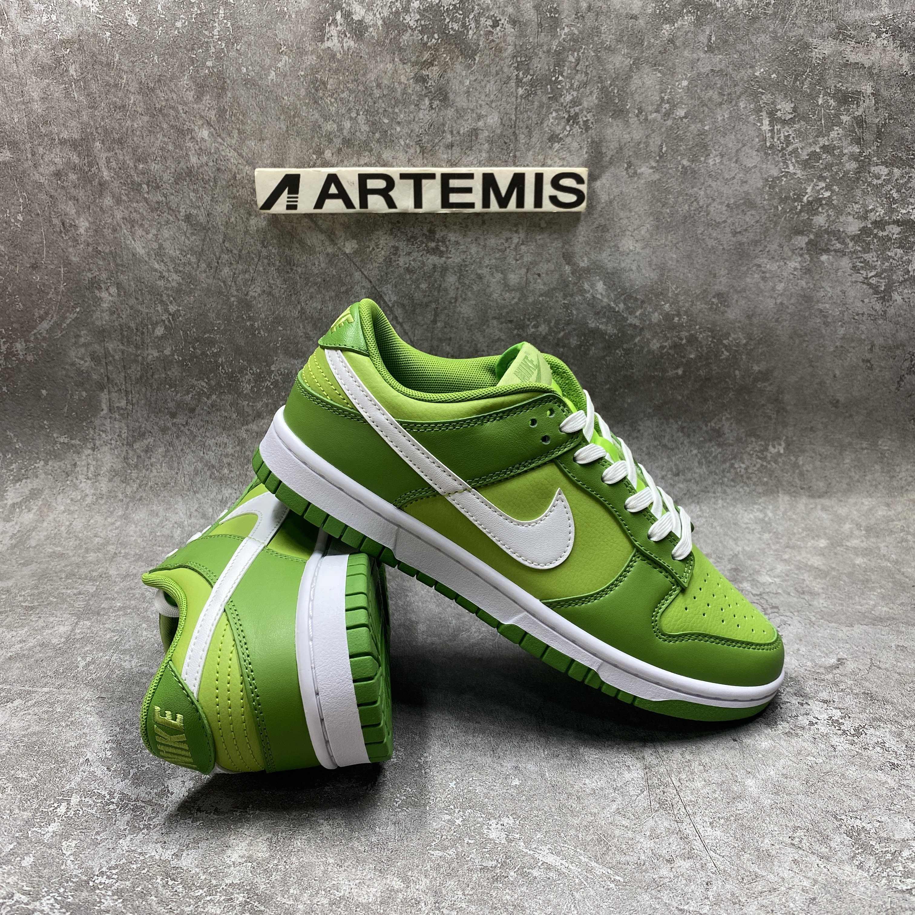 Nike Dunk Low Chlorophyll