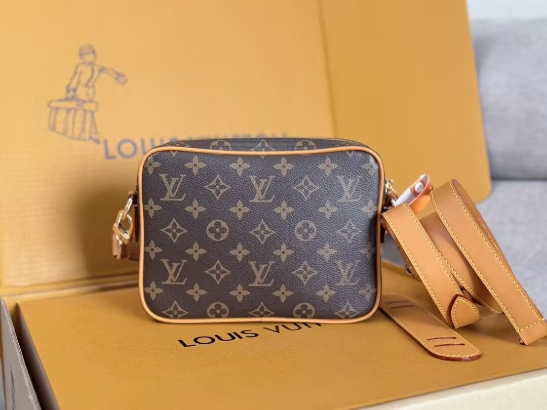 LV Nil Bag M14016 25x17.5x11cm