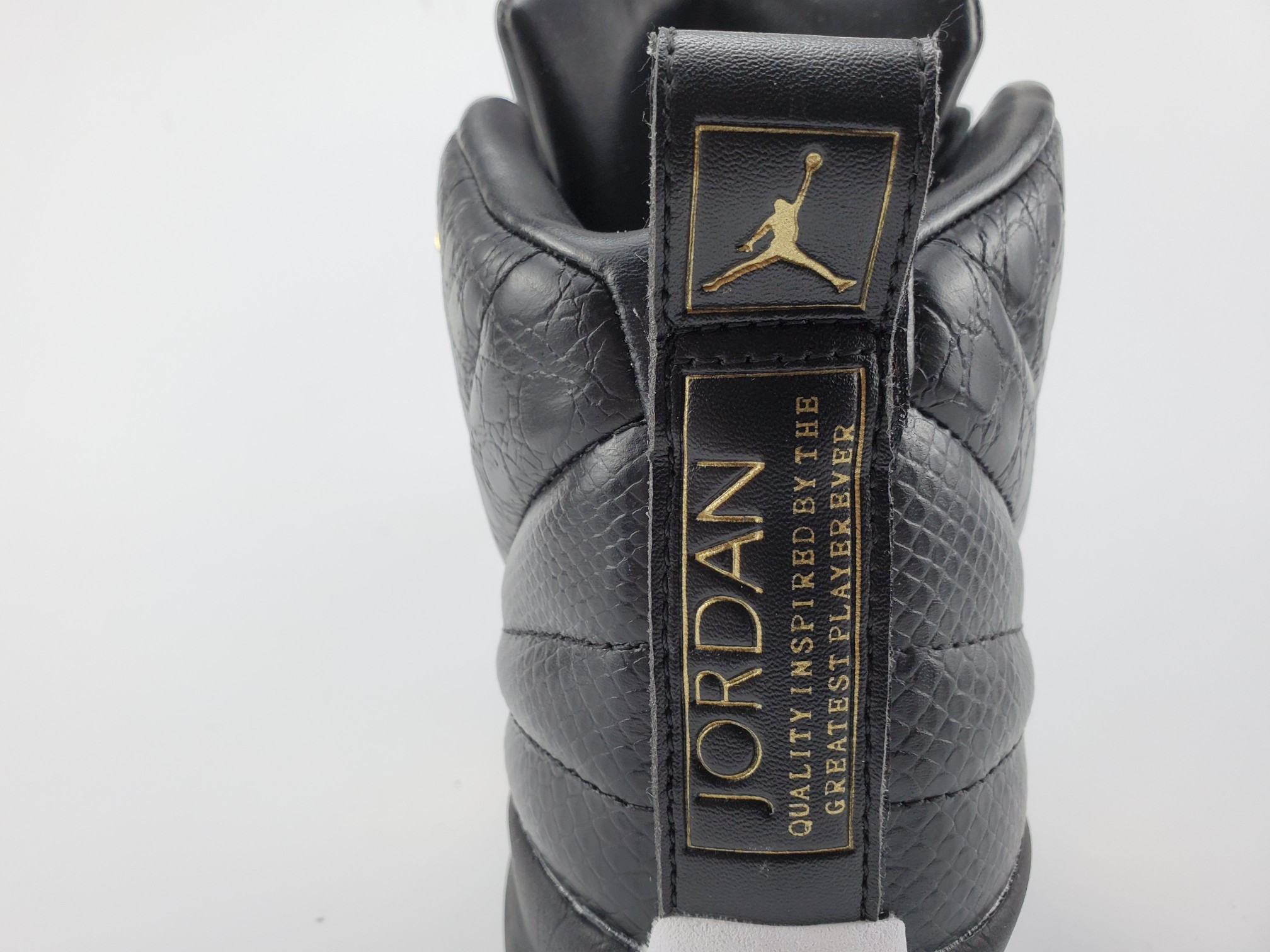 Air Jordan 12 Retro Black Metallic Gold White