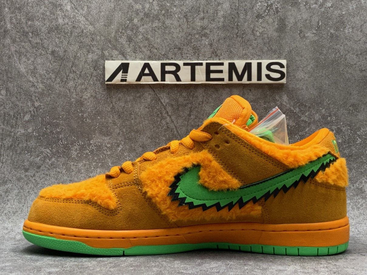 Grateful Dead x Dunk Low SB Orange Bear
