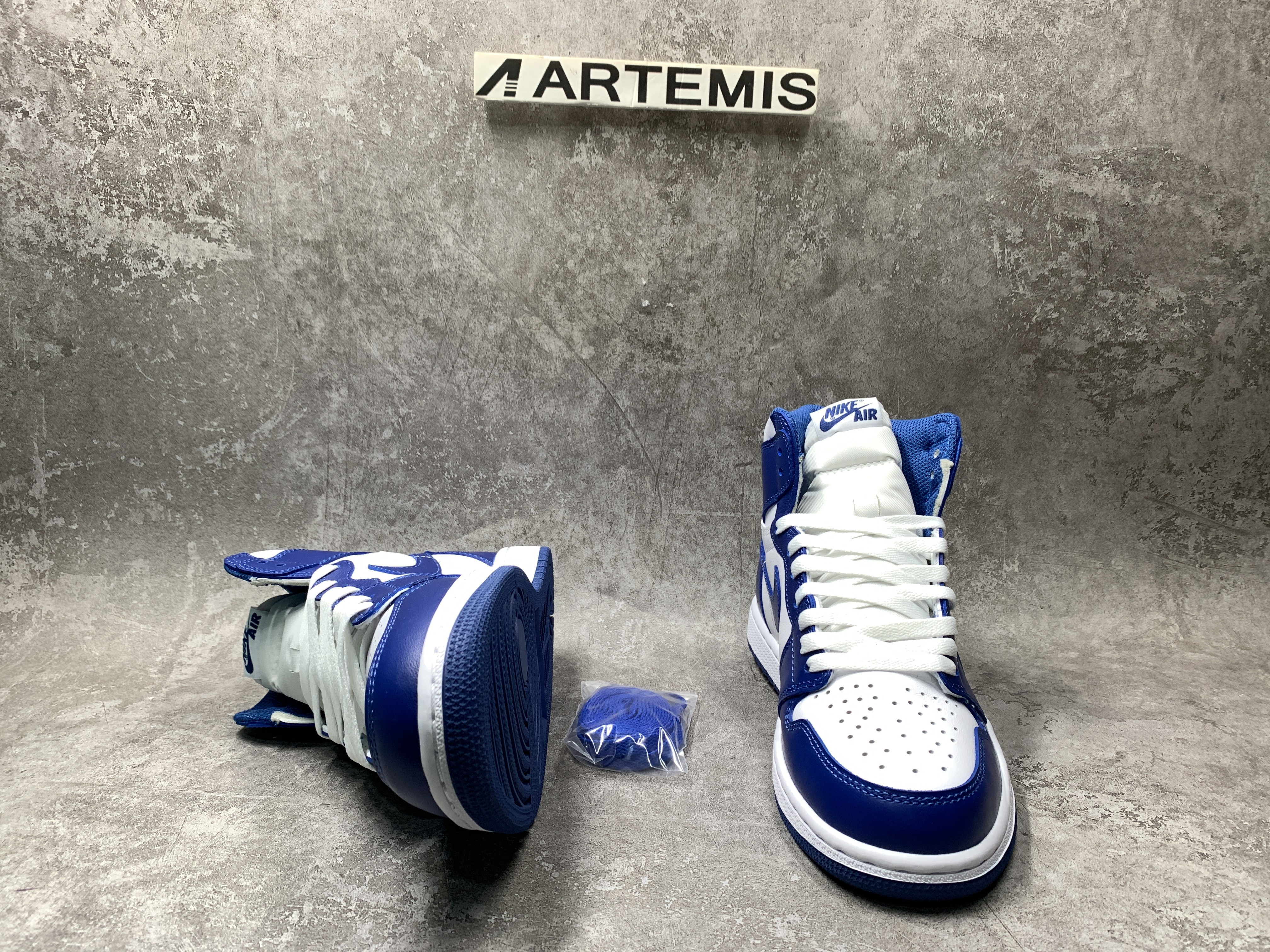 Air Jordan 1 Retro High OG