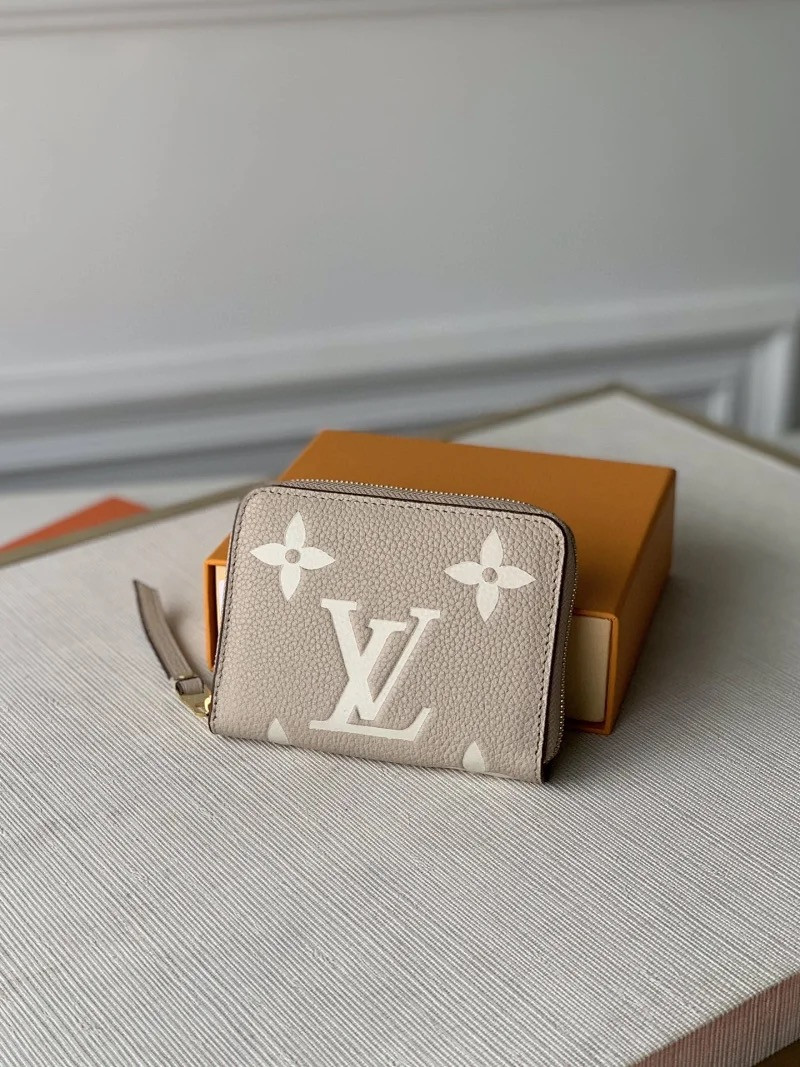 LV ZIPPY WALLET M69797