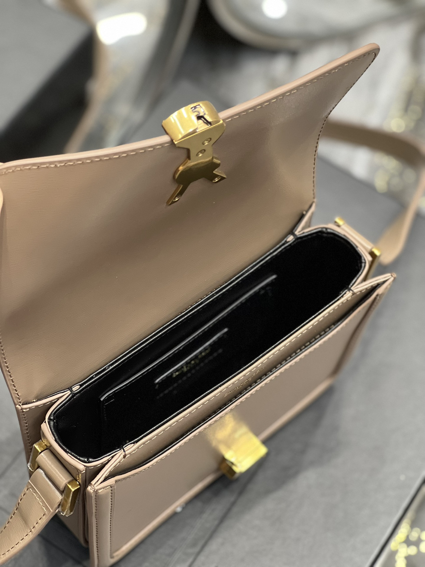 y*l solferino small satchel in box Sa**t Lau*nt pink 7.4 x 5.1 x 1.9 inches