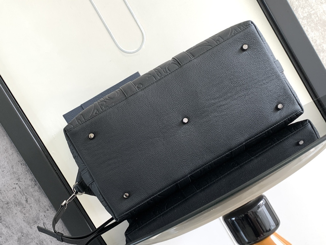 D*or weekender 40 black D*or gravity leather and black grained calfskin 57.5 x 34.5 x 22 cm