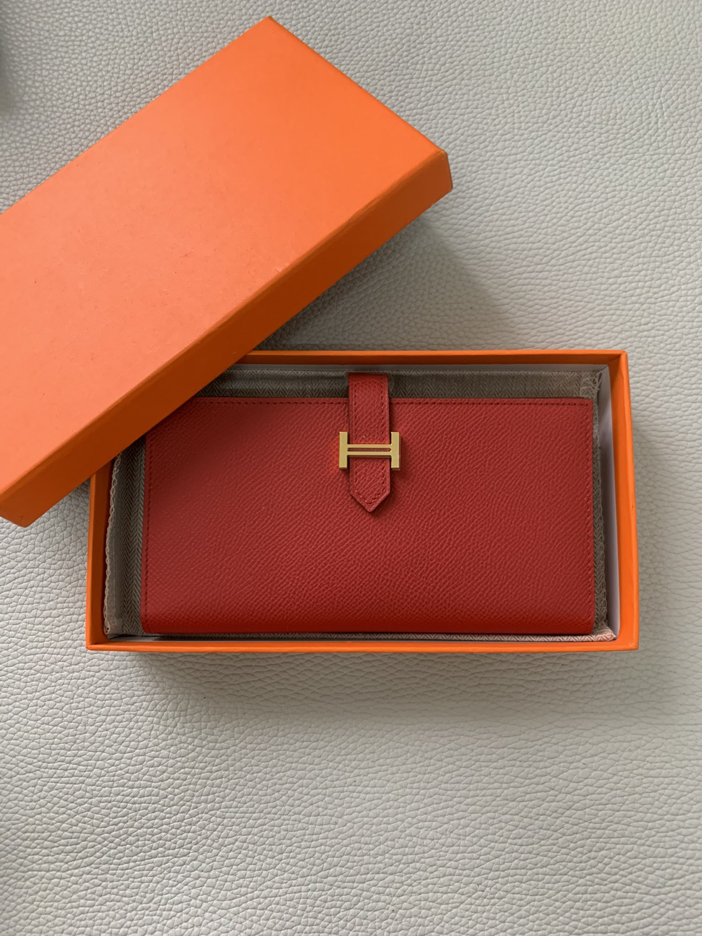 Hermès Long Wallet 17.5x9.5CM