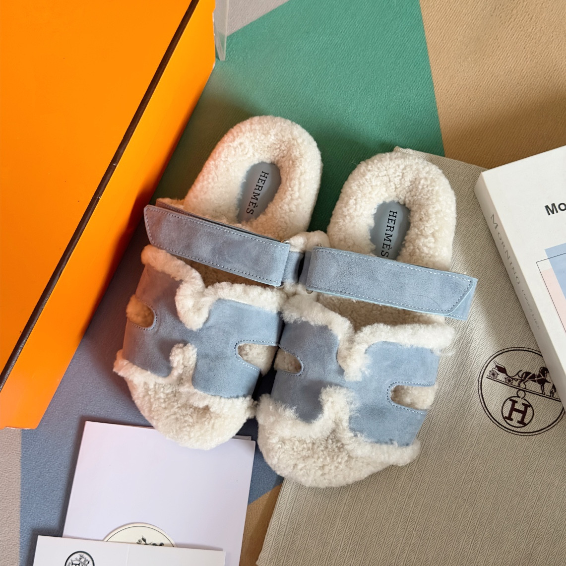 UA Hermès Chypre sandal