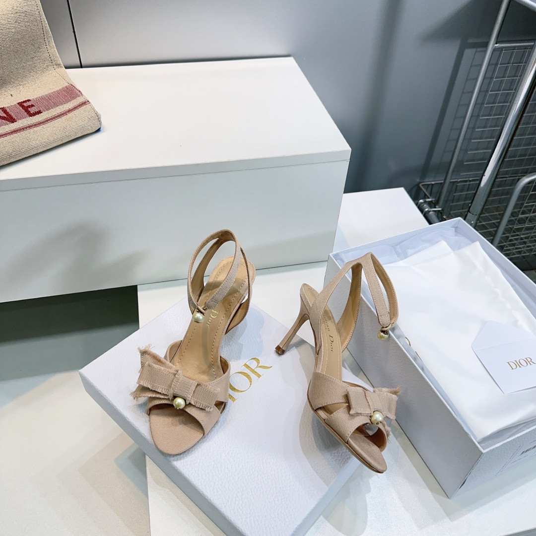 ua D*or aD*orable heeled sandal 9cm